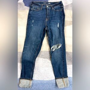 Old Navy Distressed Ripped Extra High Rise Skinny Jeans
